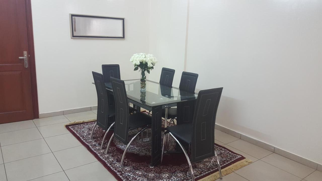 Yaoundé Residences Hotelieres Micheline Et Emile Bastos מראה חיצוני תמונה