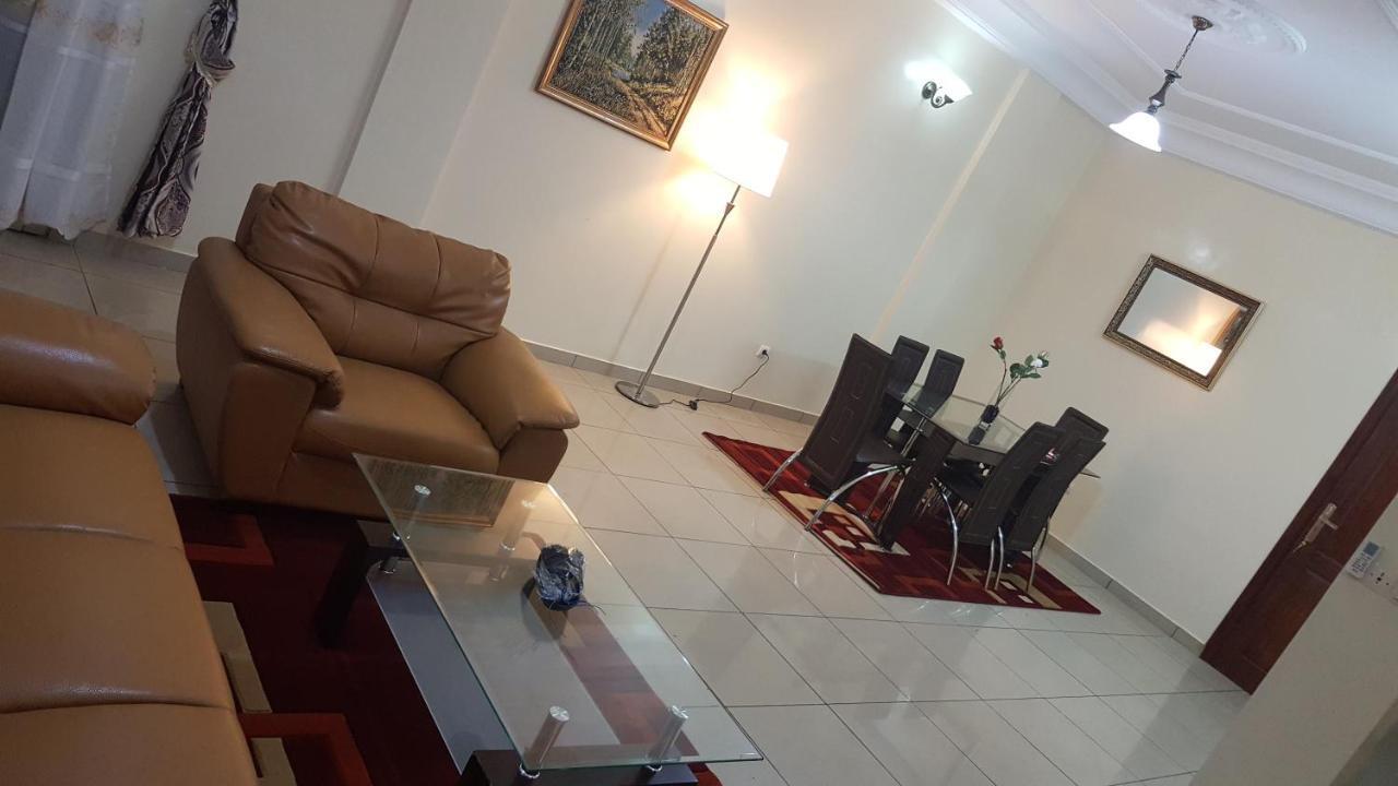 Yaoundé Residences Hotelieres Micheline Et Emile Bastos מראה חיצוני תמונה
