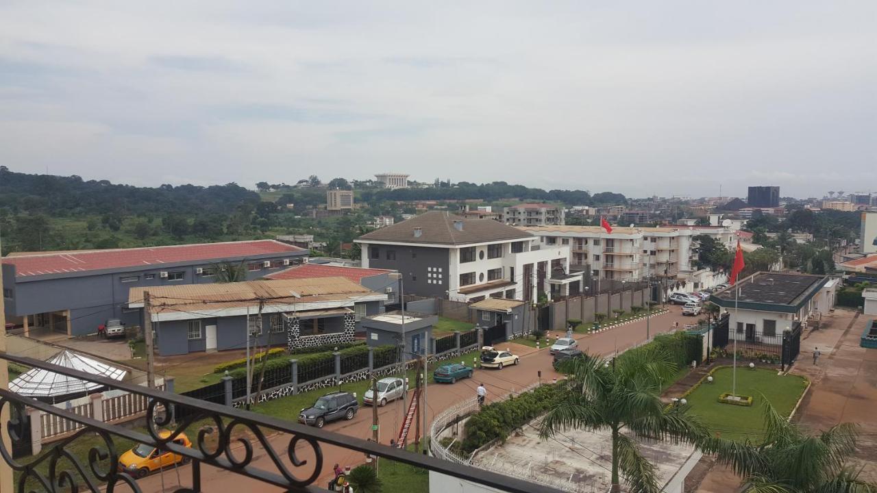 Yaoundé Residences Hotelieres Micheline Et Emile Bastos מראה חיצוני תמונה